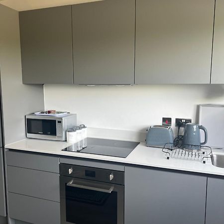 Luxurious Short Stay Flat In Milton Keynes Luaran gambar